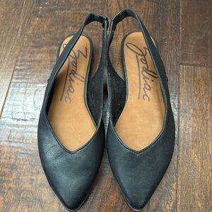 Zodiac Classic Black Slingback Flats
